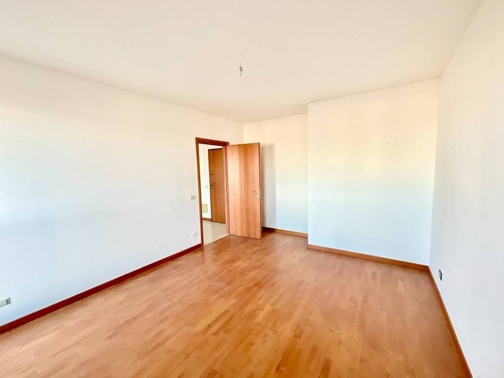 Camera da letto - Bilocale via Giovanni Trimaglio, 39, Busca - foto 3