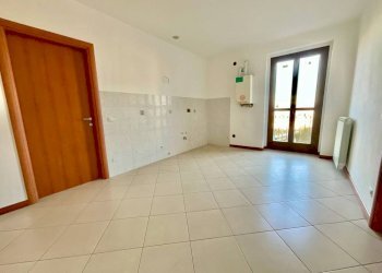 Soggiorno - Bilocale via Giovanni Trimaglio, 39, Busca - foto 5