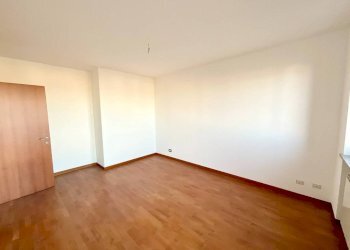 Camera da letto - Bilocale via Giovanni Trimaglio, 39, Busca - foto 13