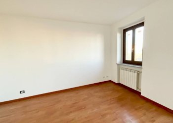 Camera da letto - Bilocale via Giovanni Trimaglio, 39, Busca - foto 18