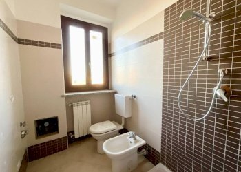 Bagno - Two-room apartment via Giovanni Trimaglio, 39, Busca - photo 23