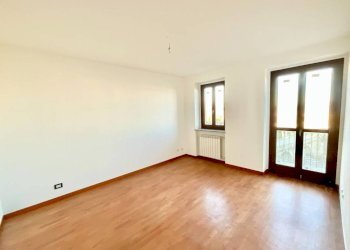 Camera da letto - Bilocale via Giovanni Trimaglio, 39, Busca - foto 1