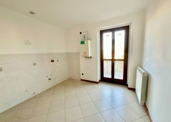 Soggiorno - Bilocale via Giovanni Trimaglio, 39, Busca - foto 7