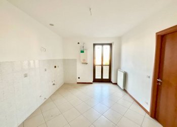 Soggiorno - Bilocale via Giovanni Trimaglio, 39, Busca - foto 11