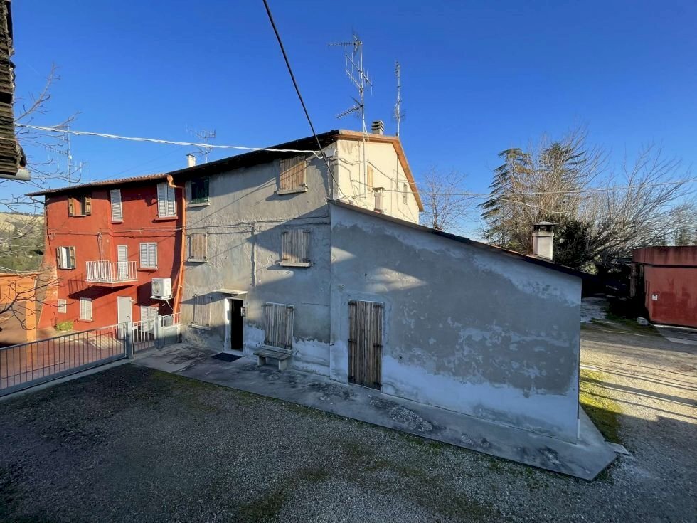 Porzione di casa Casalfiumanese - foto 1