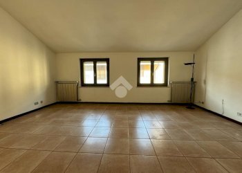 Quadrilocale Via San Giuseppe Maria Gambaro, Galliate - foto 4