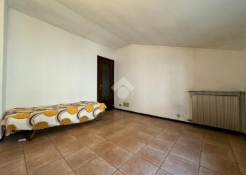 Quadrilocale Via San Giuseppe Maria Gambaro, Galliate - foto 15