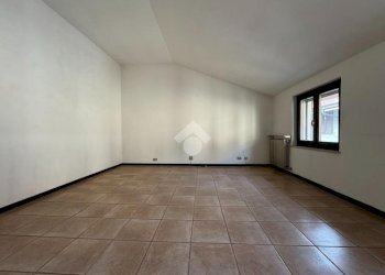 Quadrilocale Via San Giuseppe Maria Gambaro, Galliate - foto 17