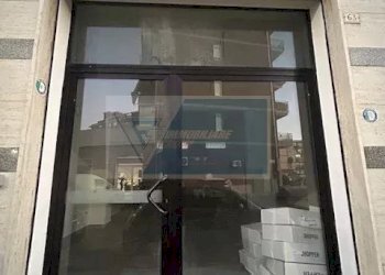 Shop Via Svezia, Siracusa - photo 1