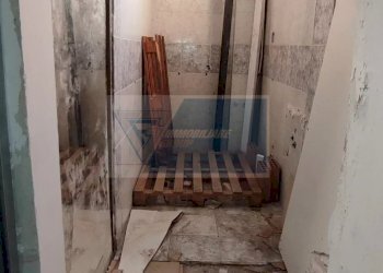 Negozio Viale Zecchino, Siracusa - foto 6