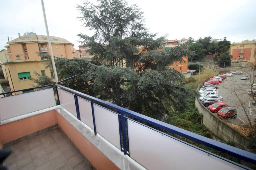 Balcone - Four-room apartment via della Torrazza, Genova - photo 1