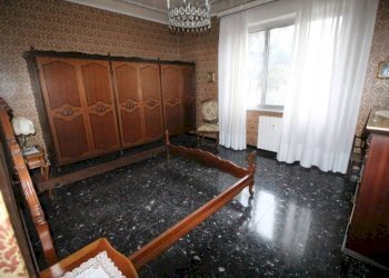 Camera da letto - Four-room apartment via della Torrazza, Genova - photo 16