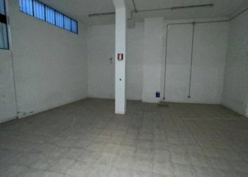 Magazzino - Warehouse via Parma, 43, Alessandria - photo 1