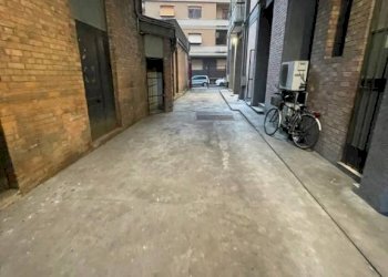 Cortile interno - Warehouse via Parma, 43, Alessandria - photo 4