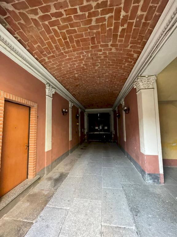 Interno palazzo - Apartment via Andrea Vochieri, 95, Alessandria - photo 2