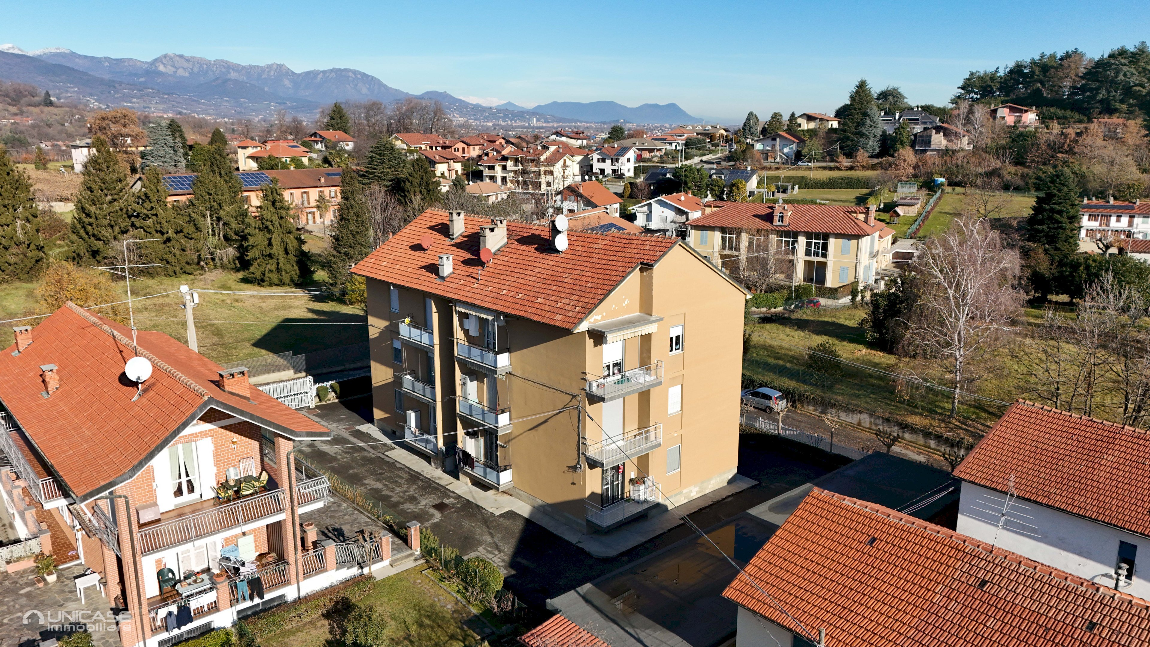 Appartamento via maritiri della libertà, 11, Bricherasio - foto 1