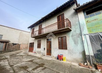 Semi-detached house Via san Bernardino, Montiglio Monferrato - photo 1