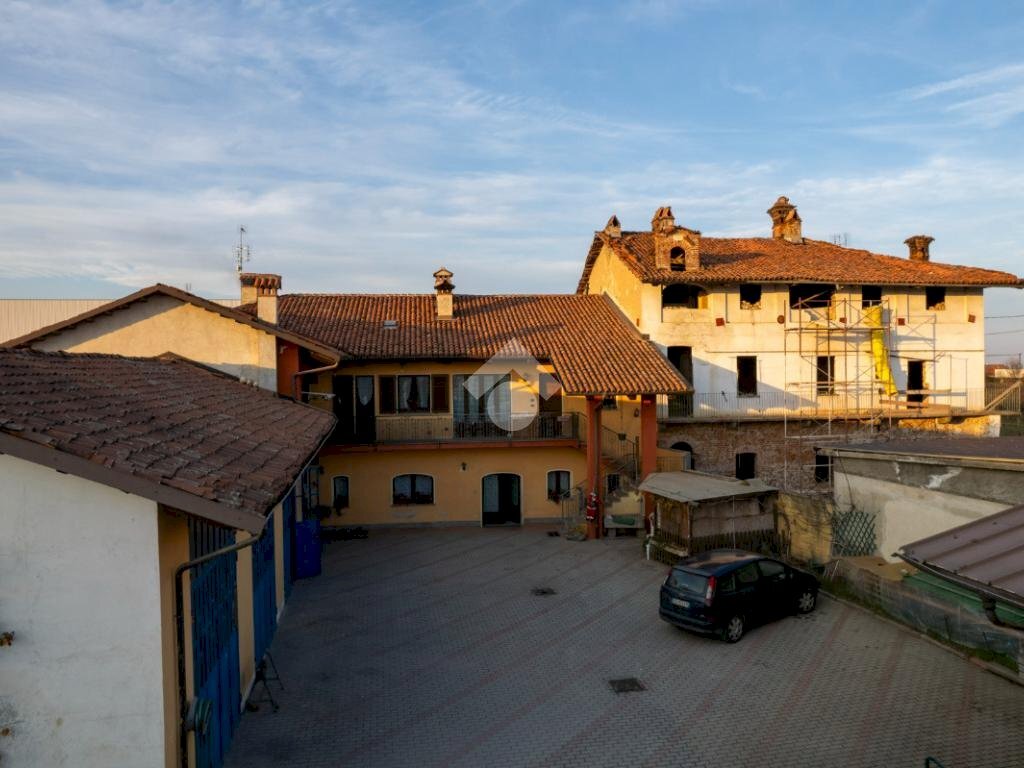 Casa semi indipendente Via Falicetto, Verzuolo - foto 1