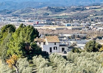 Rustico contrada Molino Vecchio, Ancarano - foto 2