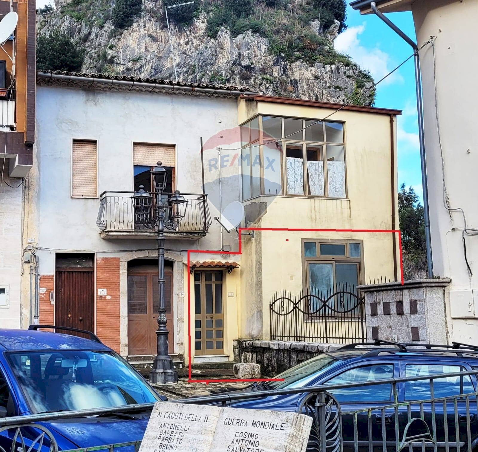 One-room apartment Piazza Vittorio Veneto, Pietrastornina - photo 1