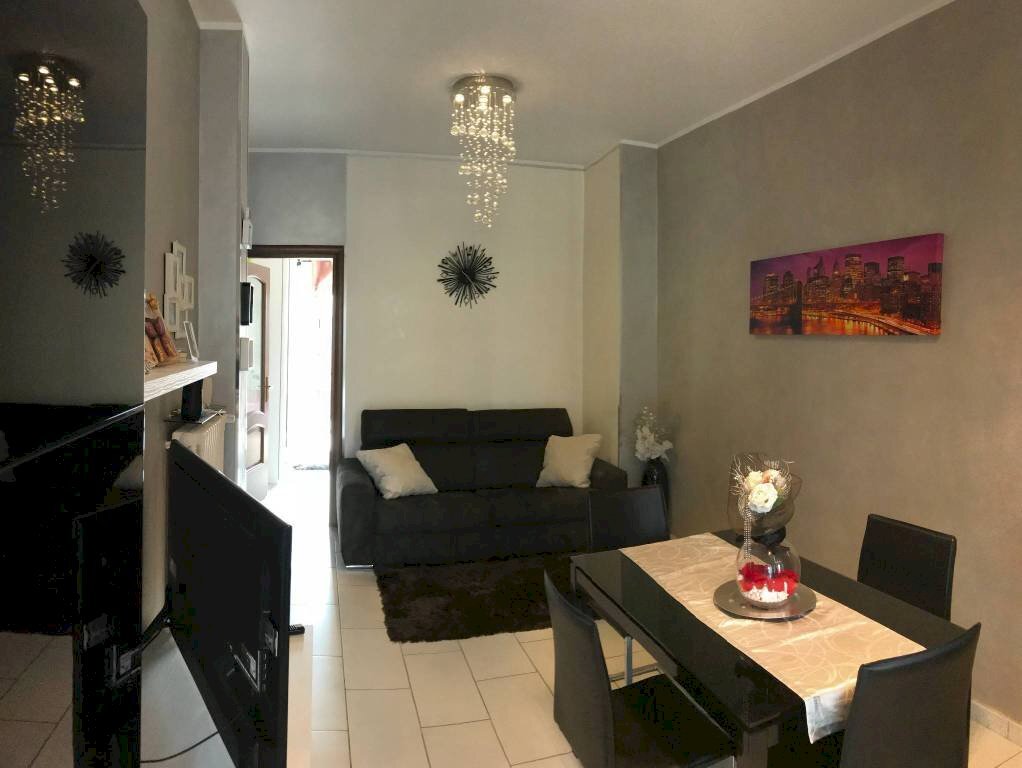 Two-room apartment Torino - photo 1