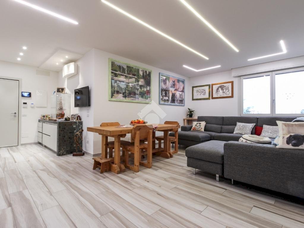 Four-room apartment Via gobetti, Castenaso - photo 1