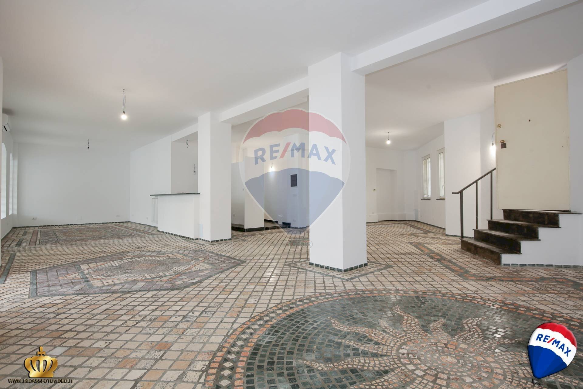 Loft Via Del Tritone, 4 
 Sturla, Genova (neighborhood Sturla) - photo 1