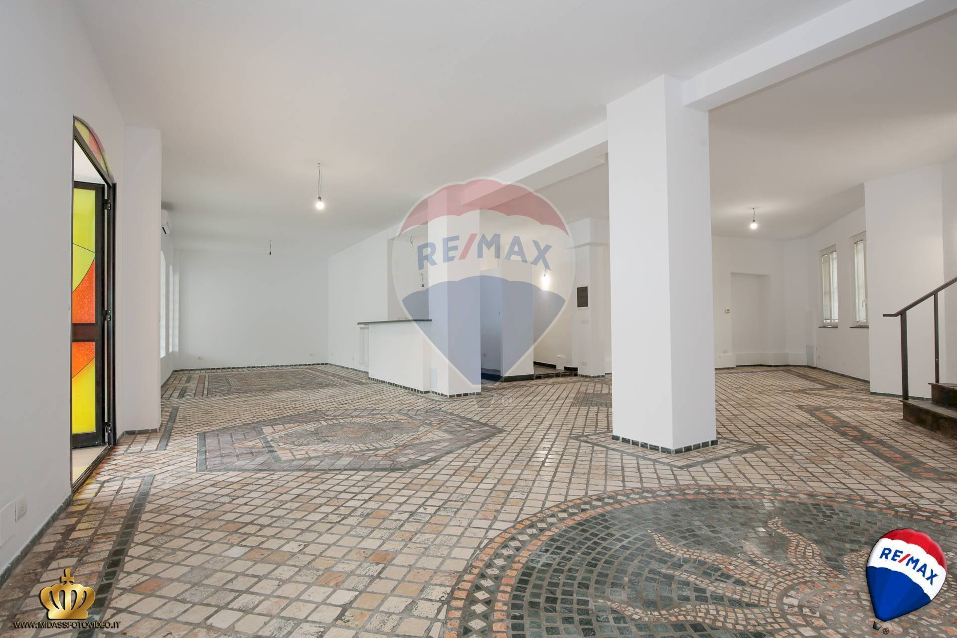 Loft Via Del Tritone, 4
Sturla, Genova (neighborhood Sturla) - photo 2