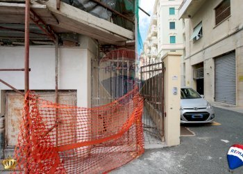 Loft Via Del Tritone, 4 
 Sturla, Genova (zona Sturla) - foto 25