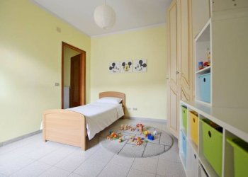 Camera da letto - Casa indipendente via Molino, 69, Cigliè - foto 7