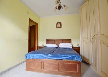 Camera da letto - Casa indipendente via Molino, 69, Cigliè - foto 22