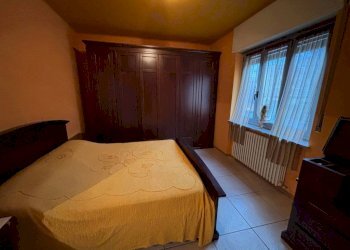 Camera da letto - Trilocale via Achille Grandi, Pinerolo - foto 14