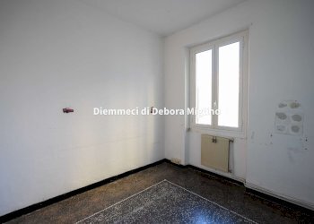 Via del sarto 26 -01 - Quadrilocale via Del Sarto, 26, Genova (zona Sestri Ponente) - foto 2