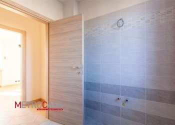 Portion of a house Via Poirino, Isolabella - photo 15