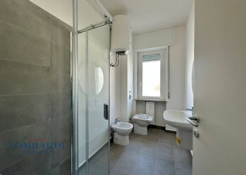 Bilocale Via Andrea Maffei, Milano - foto 9