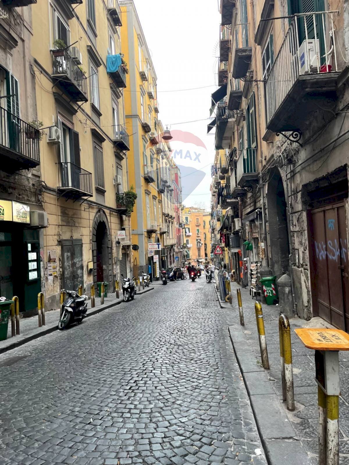Negozio Napoli (zona Montecalvario) - foto 2
