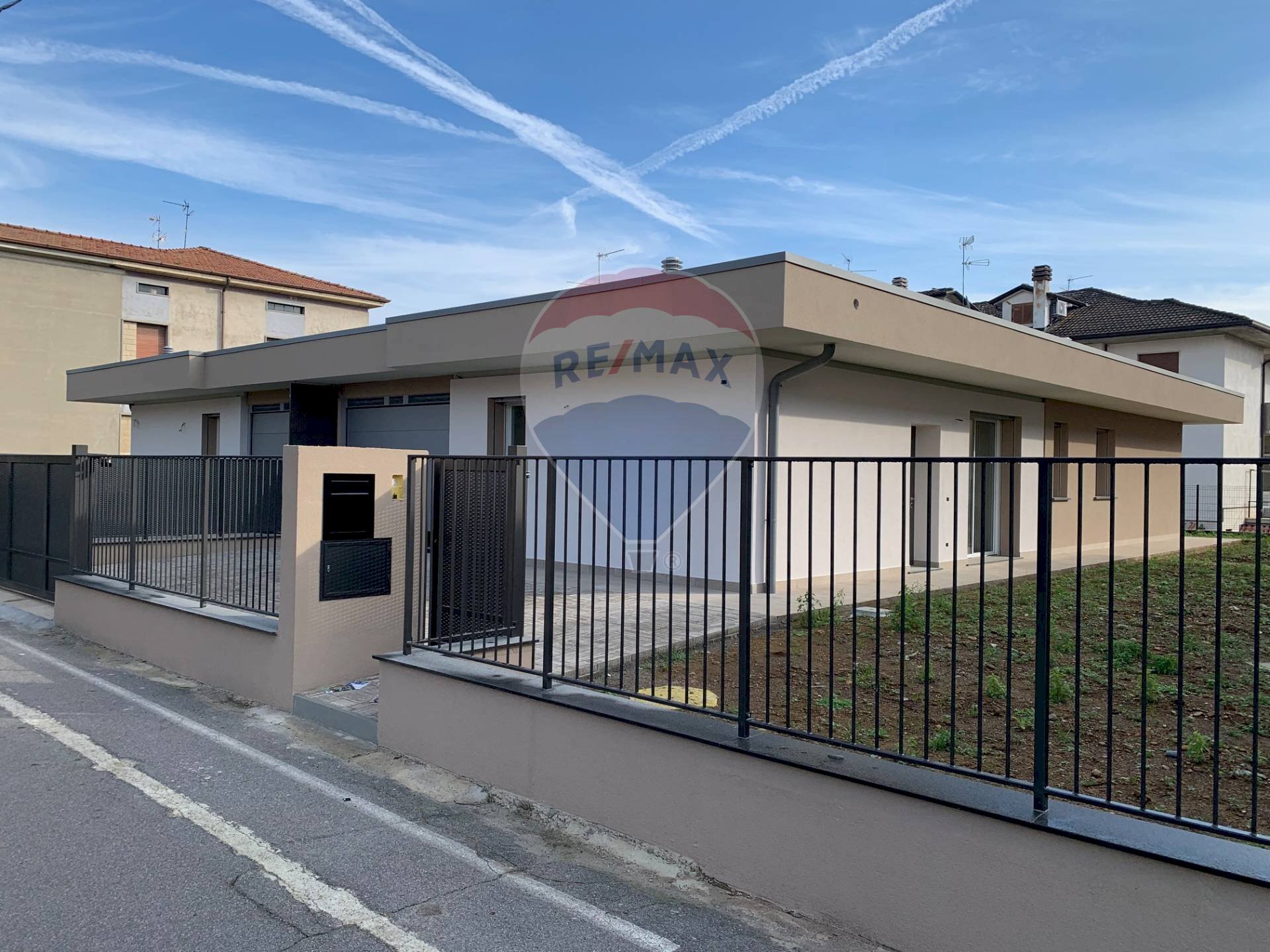 Semi-detached Villa Castelli Calepio - photo 1