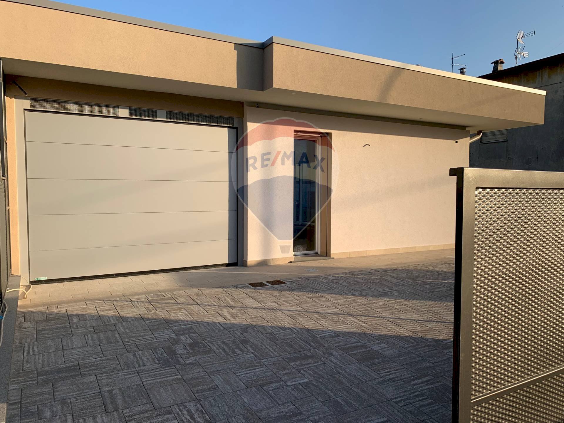 Semi-detached Villa Castelli Calepio - photo 2