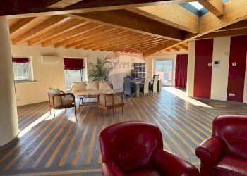 Loft Lungolago di Calcinate, Varese (zona Calcinate del Pesce) - foto 3