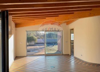 Loft Lungolago di Calcinate, Varese (zona Calcinate del Pesce) - foto 11
