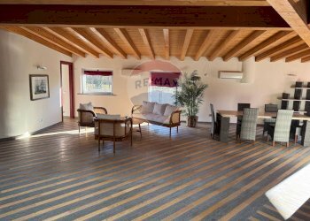 Loft Lungolago di Calcinate, Varese (zona Calcinate del Pesce) - foto 26