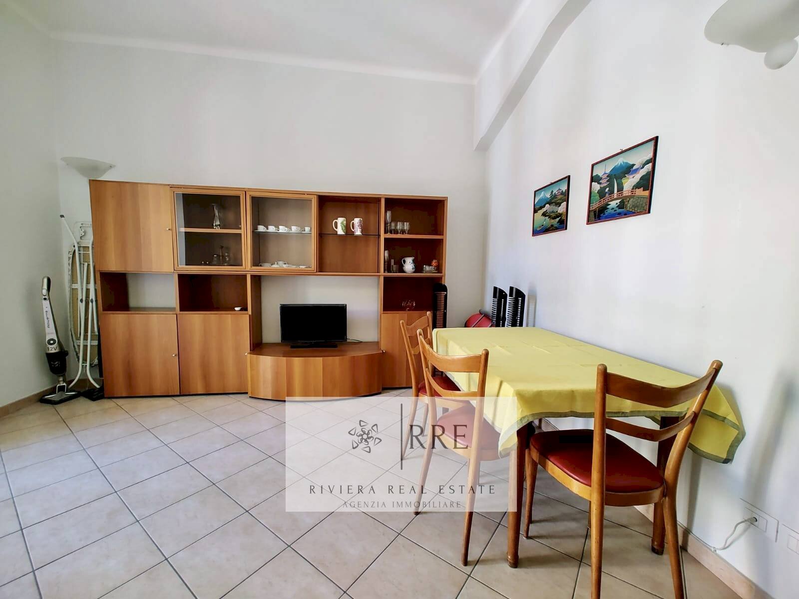 Three-room apartment Daniel Hanbury, Alassio - photo 2