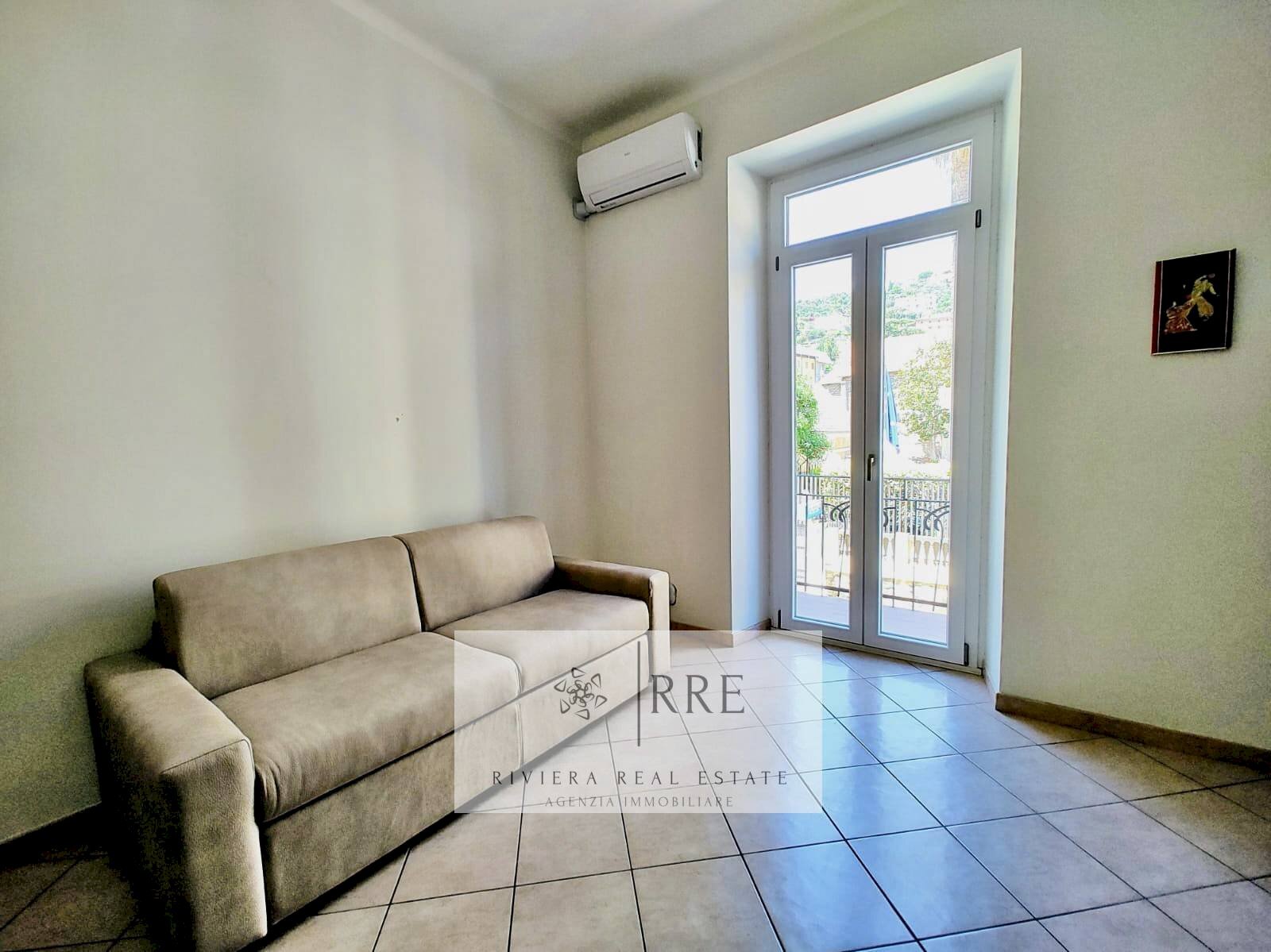 Three-room apartment Daniel Hanbury, Alassio - photo 3