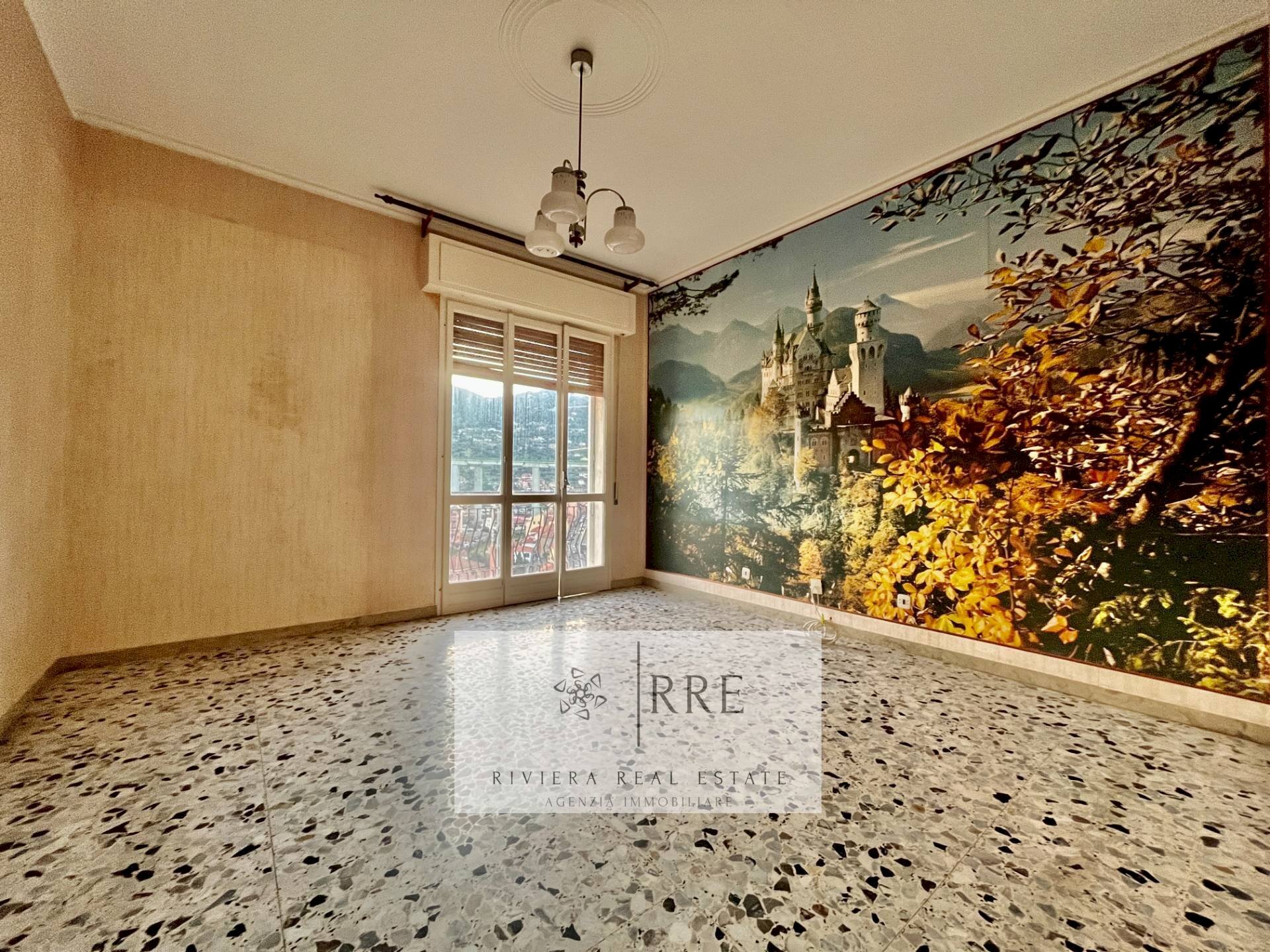 Four-room apartment Via Battisti, Imperia - photo 1