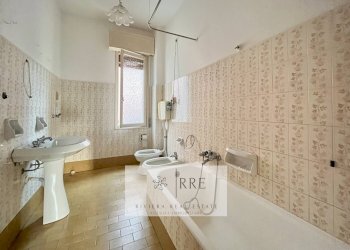 Quadrilocale Via Battisti, Imperia - foto 8