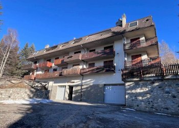 Facciata - Three-room apartment via Dolmaire, 7, Sauze d'Oulx - photo 1