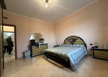 Camera da letto - Trilocale via Giuseppe Garibaldi, 136, Ferno - foto 15