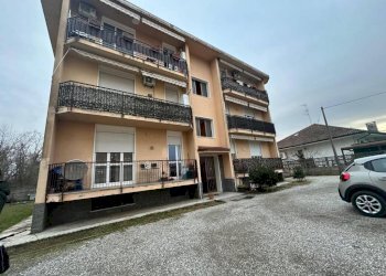 Facciata - Trilocale via Giuseppe Garibaldi, 136, Ferno - foto 28