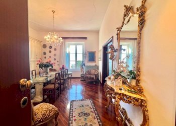 Salone - Trilocale viale Giorgio Modugno, 26, Genova (zona Pegli) - foto 4