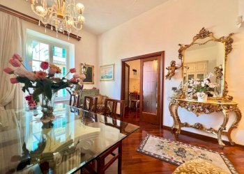 Salone - Trilocale viale Giorgio Modugno, 26, Genova (zona Pegli) - foto 9